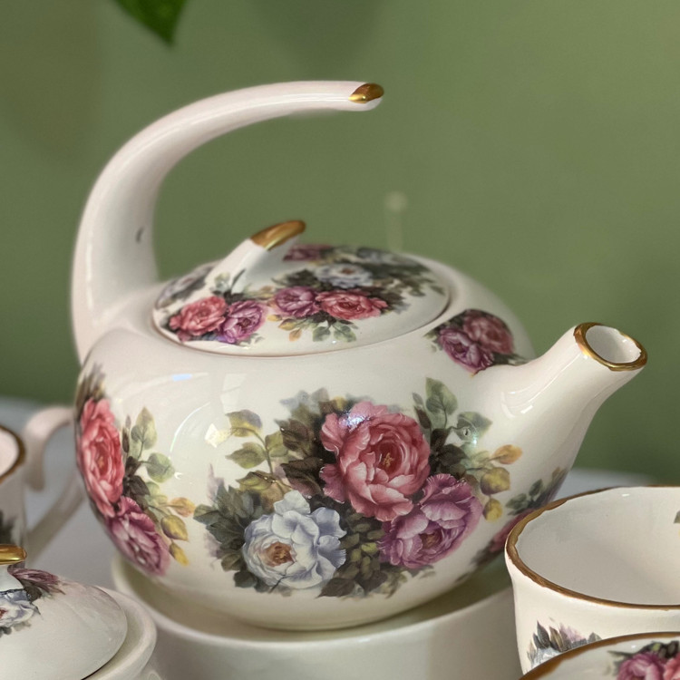 ست چایخوری باغ رز(پس کرایه)