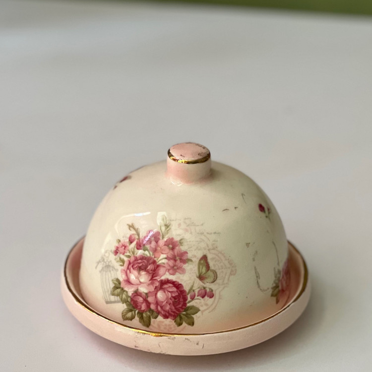 شیرینی خوری الیزه(پس کرایه)