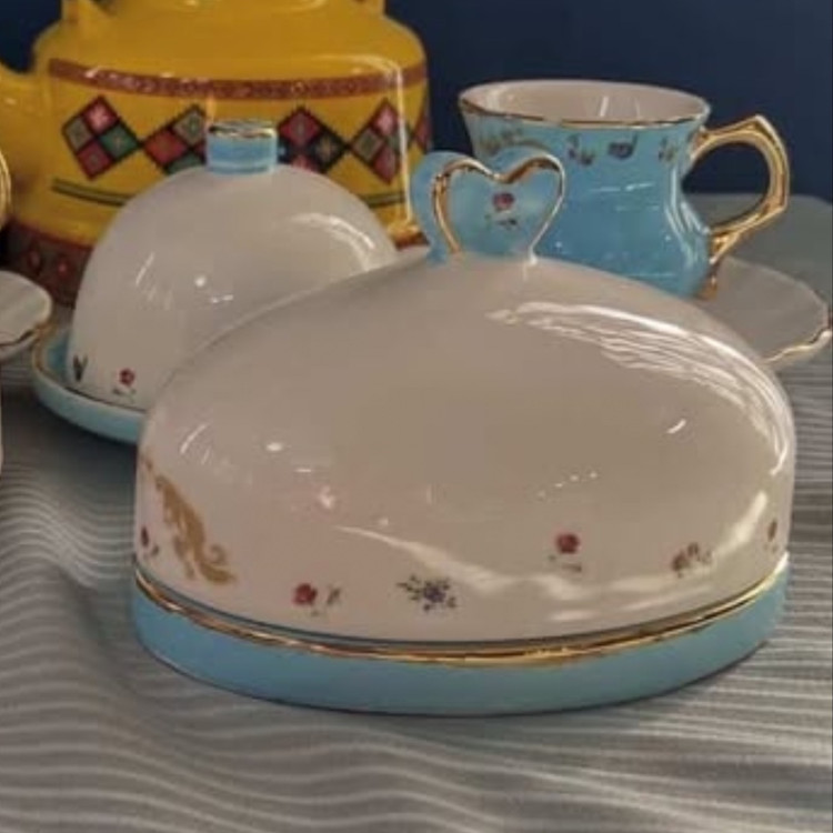 ست صبحانه خوری آسمان(پس کرایه)