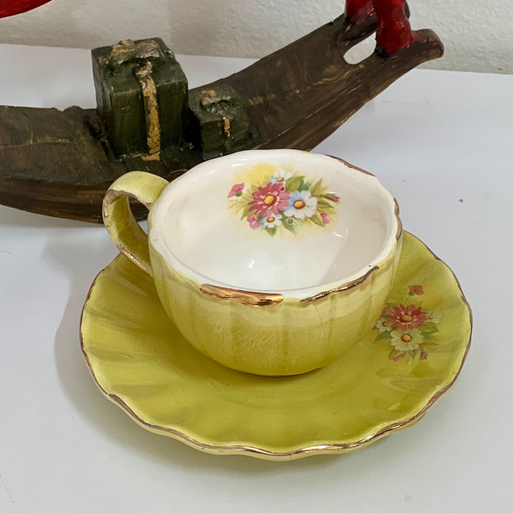فنجان قهوه خوری با طلای مات(پس کرایه)