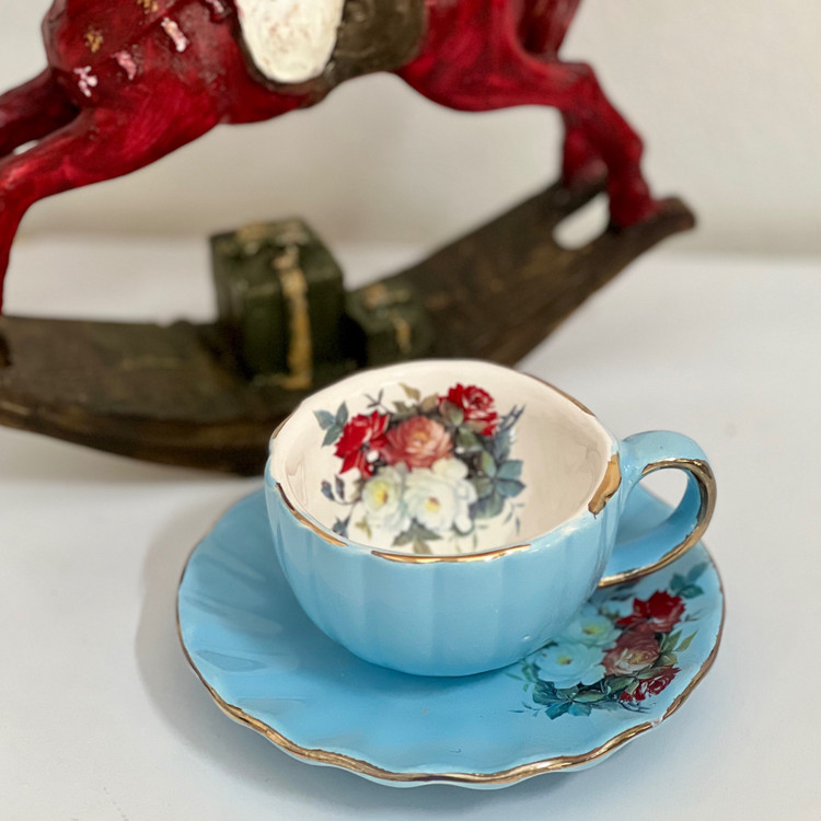 فنجان قهوه خوری با طلای مات(پس کرایه)