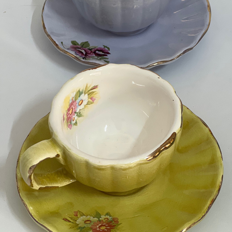 فنجان قهوه خوری با طلای مات(پس کرایه)