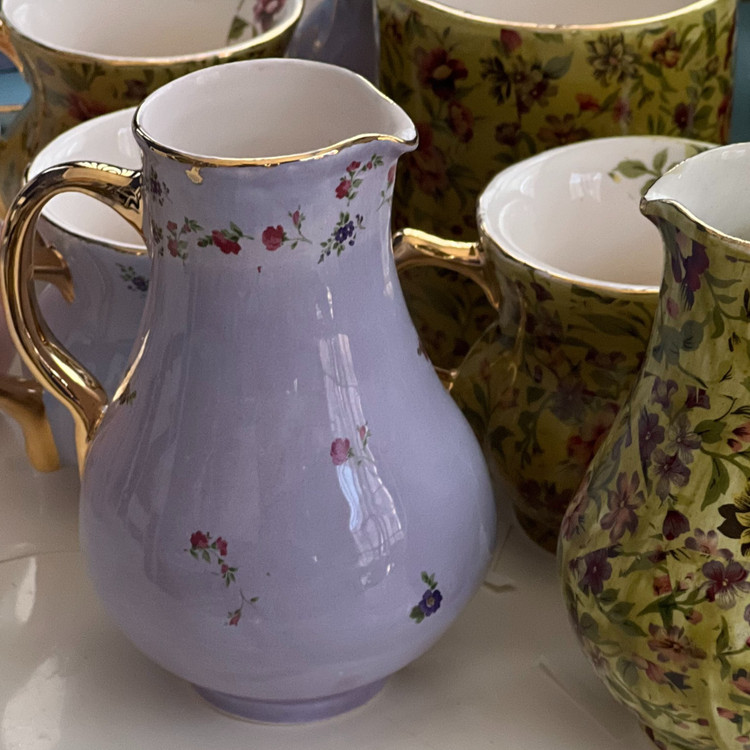 پارچ شکر یا شیر خوری (پس کرایه)